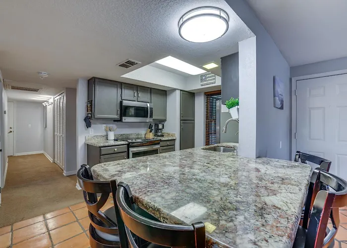 Walk To Park: Snowbird Haven W/ Pool In Scottsdale