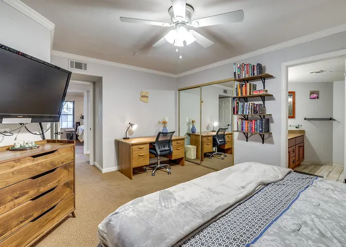 Walk To Park: Snowbird Haven W/ Pool In Holiday home Scottsdale